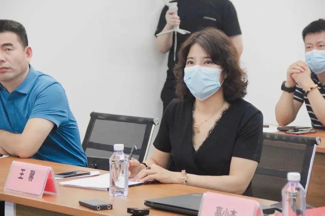 深跨协“联和商事调解中心跨境电商工作站”于深圳市宝安区沙井中亚硅谷海岸正式揭牌成立!(图6) 深跨协“联和商事调解中心跨境电商工作站”于深圳市宝安区沙井中亚硅谷海岸正式揭牌成立!(图6)