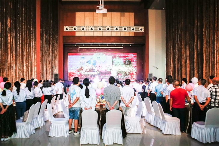 筑梦中亚 共赴征程|2021年度集团茶话会圆满举行(图2) 筑梦中亚 共赴征程|2021年度集团茶话会圆满举行(图2)