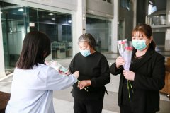 三八妇女节|致最美的你们 集团福利暖心发放